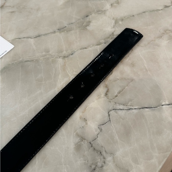 Black and Gold Tory Burch Belt - Picture 5 of 5